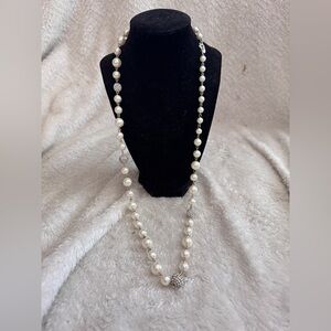 Ann Taylor Factory Silver and White Necklace Elegant Jewelry